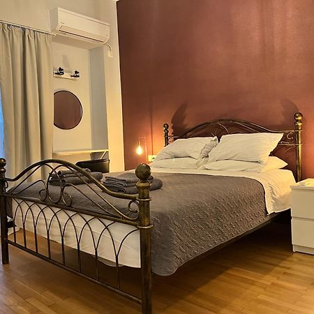 Deseo Apartments Athens Ngoại thất bức ảnh